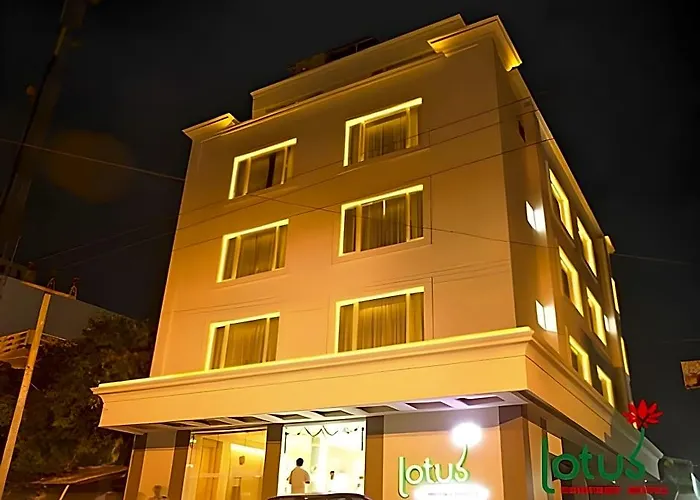 Lotus Comfort - A Pondy Hotel
